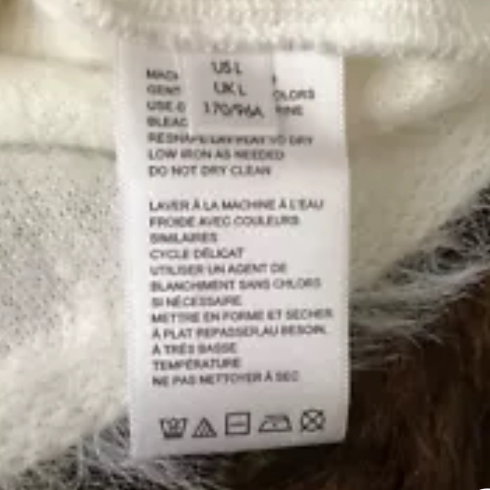 Nwt urban outfitters fuzzy cropped cardigan white L - Picture 9 of 10